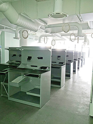 Packing Stations - Image 3